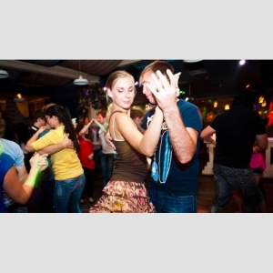 Для дискотеки 1 (без света и услуг DJ)